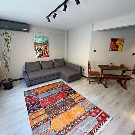 Central & Cosy Flat For 4 Person Стамбул Екстер'єр фото