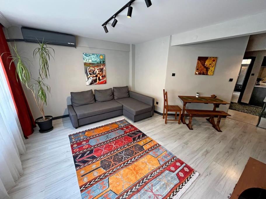 Central & Cosy Flat For 4 Person Стамбул Екстер'єр фото